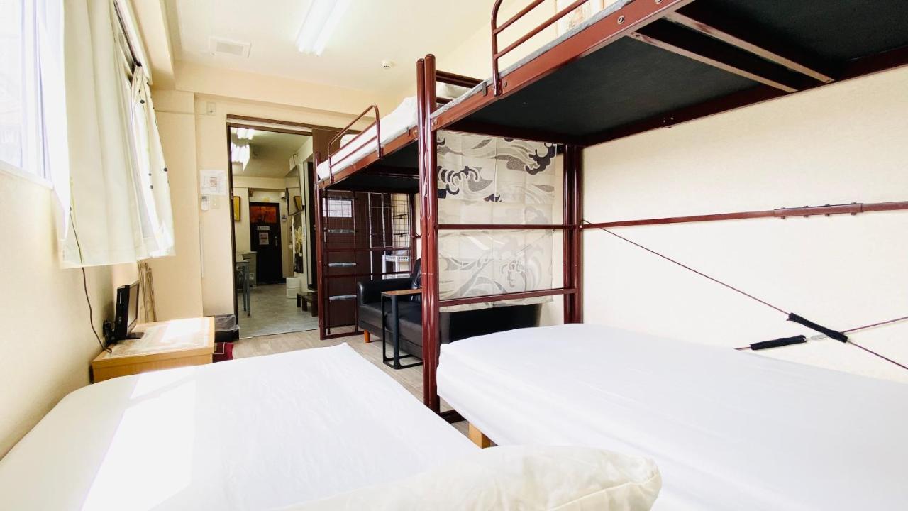 Albergue B's Five Osaka